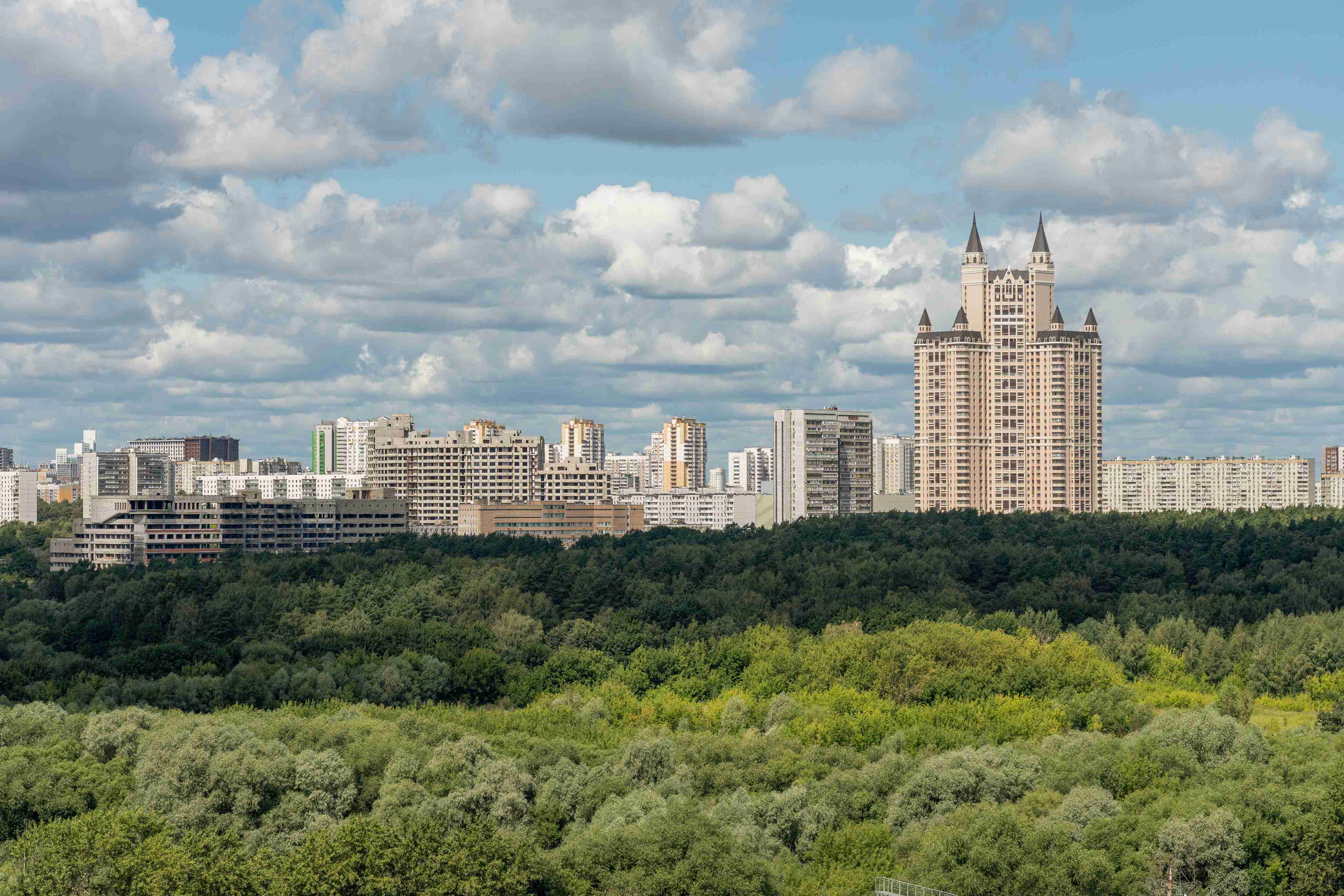 West Garden - Собрание клубных домов в собственном парке 16 га